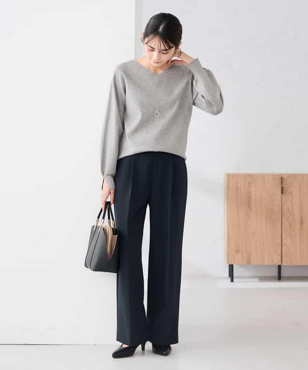 K2FBD71044 a.v.v(アー・ヴェ・ヴェ) 【WEB限定】ゴールドボタンVネックニット ピンク