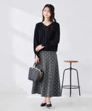 K2FBD71044 a.v.v(アー・ヴェ・ヴェ) 【WEB限定】ゴールドボタンVネックニット ピンク