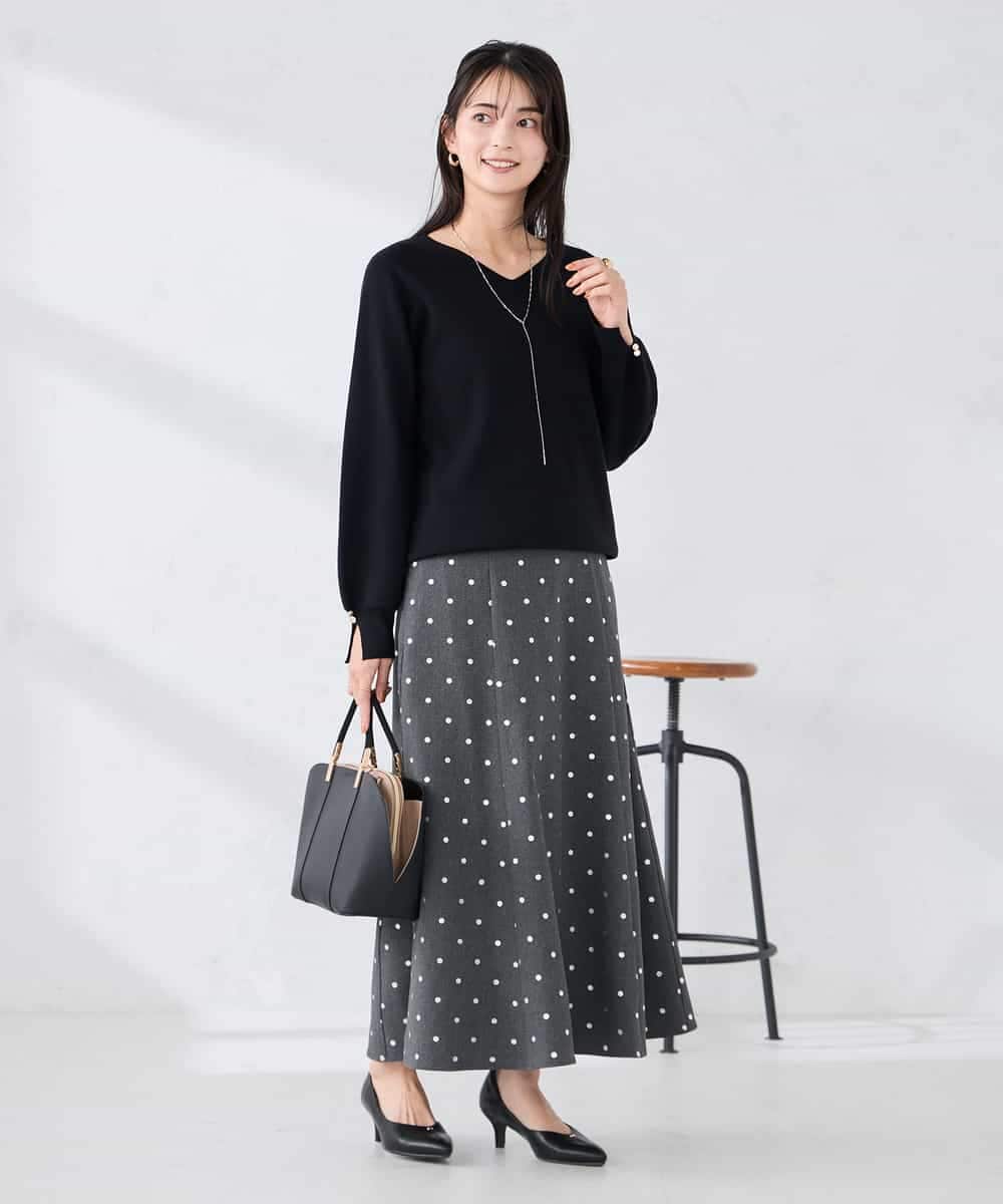 K2FBD71044 a.v.v(アー・ヴェ・ヴェ) 【WEB限定】ゴールドボタンVネックニット ピンク