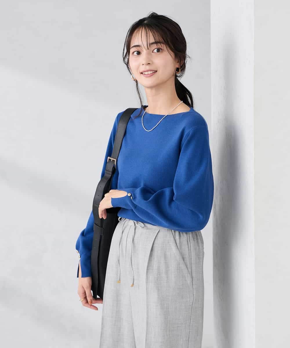 K2FBD72044 a.v.v(アー・ヴェ・ヴェ) 【WEB限定】ゴールドボタンボートネックニット ブラック