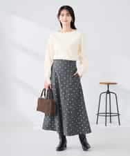 K2FBD72044 a.v.v(アー・ヴェ・ヴェ) 【WEB限定】ゴールドボタンボートネックニット ブラック