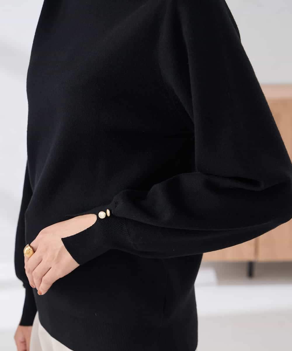 K2FBD72044 a.v.v(アー・ヴェ・ヴェ) 【WEB限定】ゴールドボタンボートネックニット ブラック