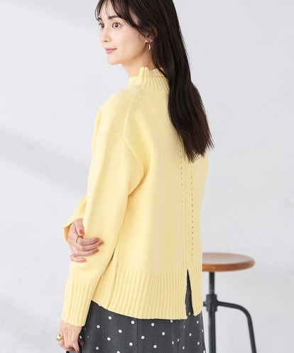 K2FBD73044 a.v.v 【WEB限定】クロップドバックスリットニット