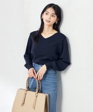 K2FEA79039 a.v.v(アー・ヴェ・ヴェ) 【洗える/UVカット/WEB限定カラー】Vネックパフスリーブ美ラクるニット オレンジ