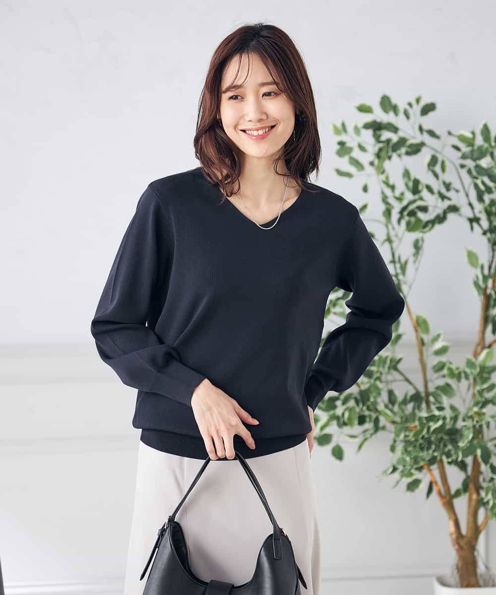 K2FEA79039 a.v.v(アー・ヴェ・ヴェ) 【洗える/UVカット/WEB限定カラー】Vネックパフスリーブ美ラクるニット オレンジ