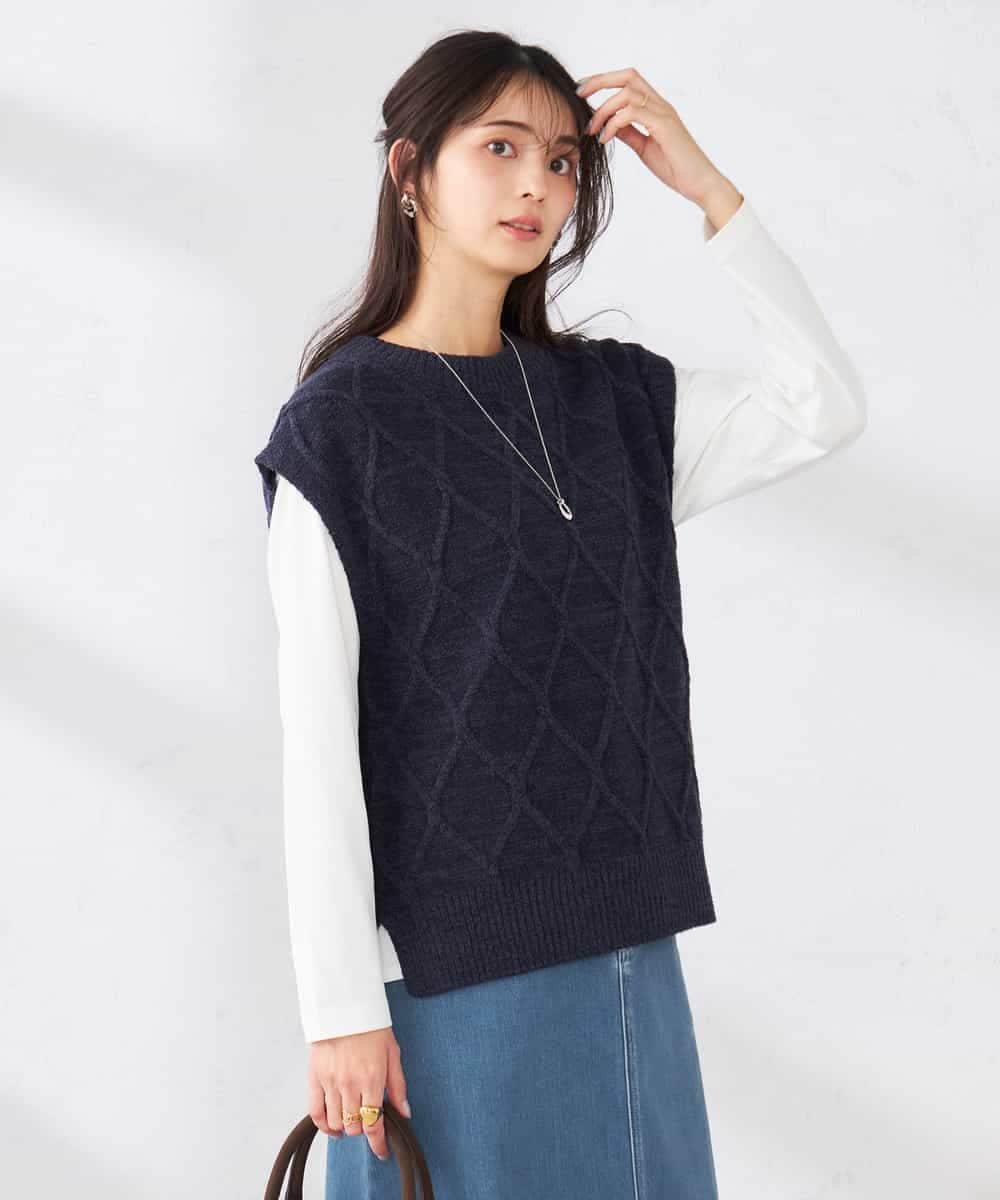 K2FED03044 a.v.v(アー・ヴェ・ヴェ) アラン柄ハイネックベスト ネイビー