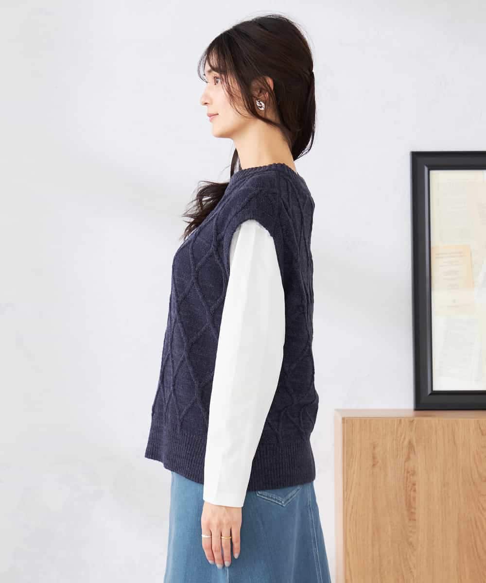 K2FED03044 a.v.v(アー・ヴェ・ヴェ) アラン柄ハイネックベスト ネイビー