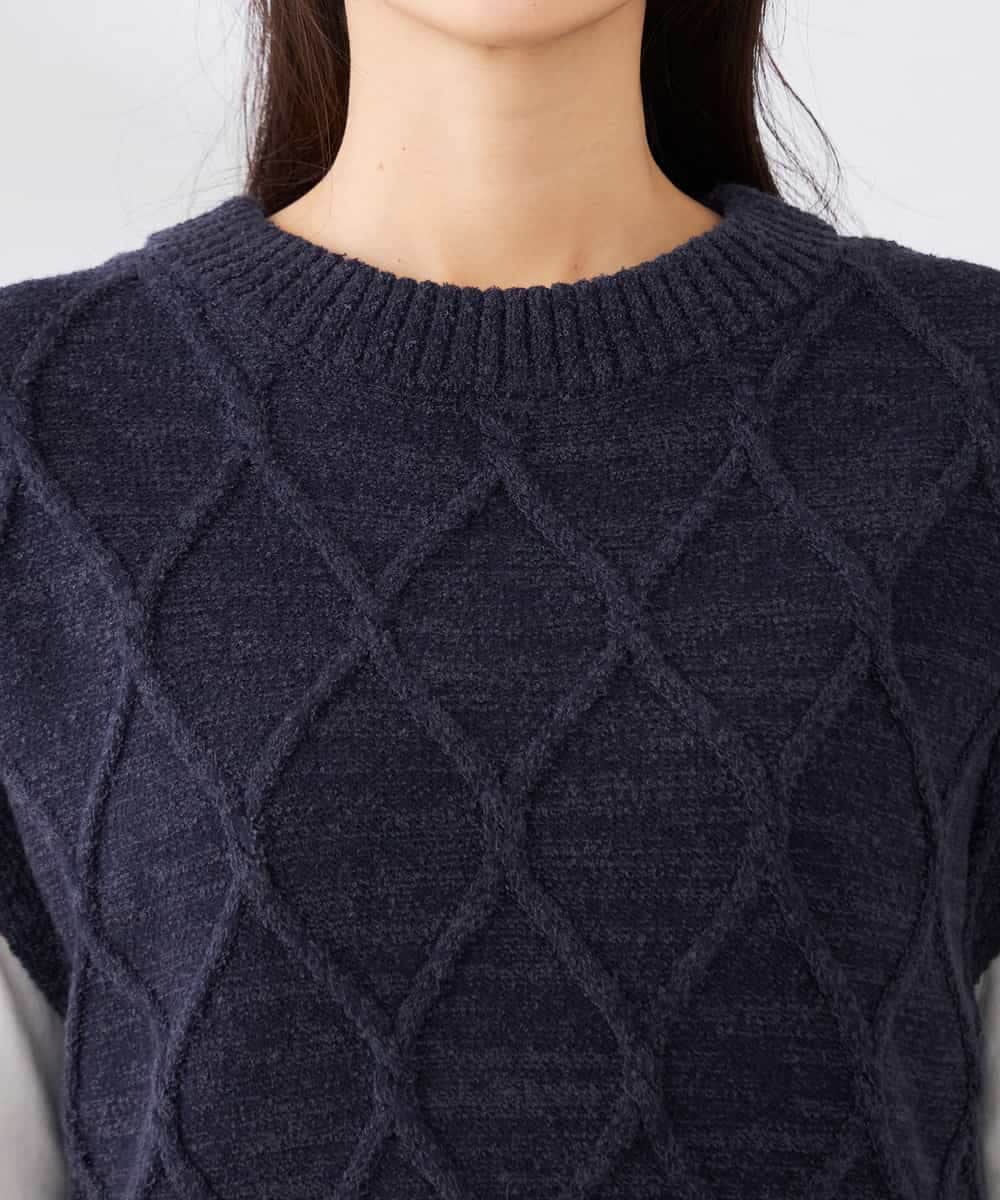 K2FED03044 a.v.v(アー・ヴェ・ヴェ) アラン柄ハイネックベスト ネイビー