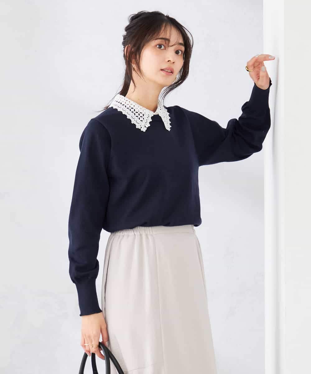 K2FED10049 a.v.v(アー・ヴェ・ヴェ) 【2WAY】レース衿付ニットプルオーバー ネイビー