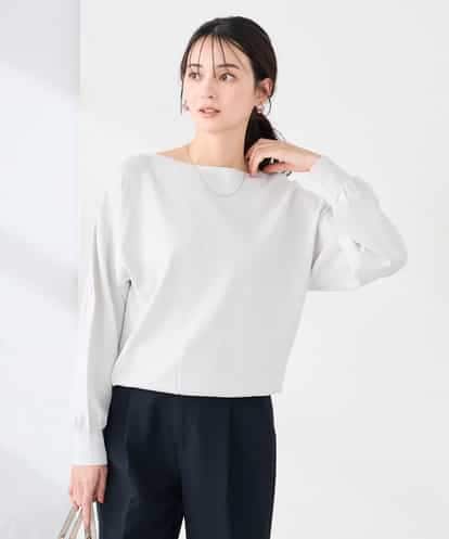 K2FED11044 a.v.v 【洗える/UVカット】ボートネック袖タックニット