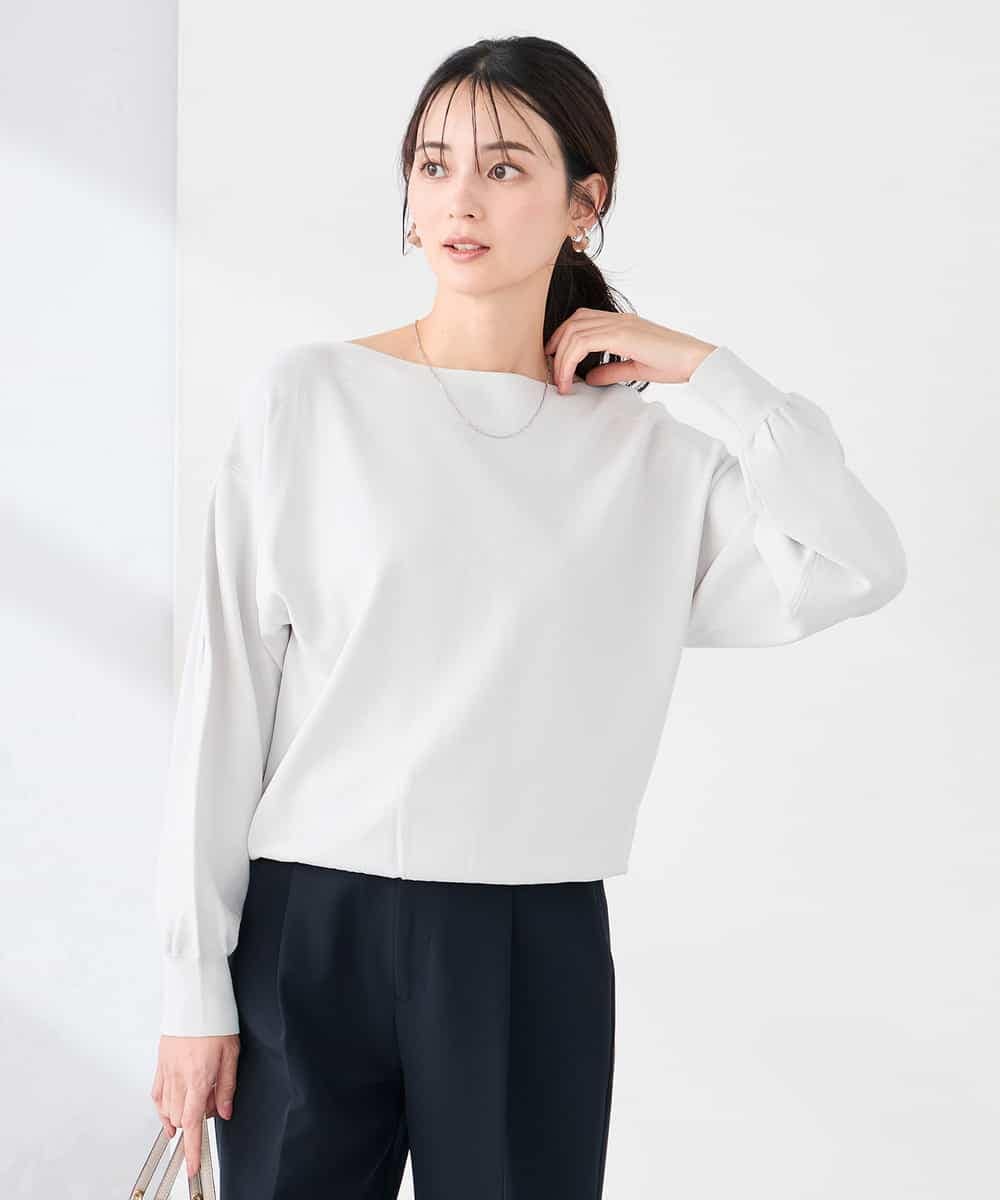 K2FED11044 a.v.v(アー・ヴェ・ヴェ) 【洗える/UVカット】ボートネック袖タックニット アイスグレー