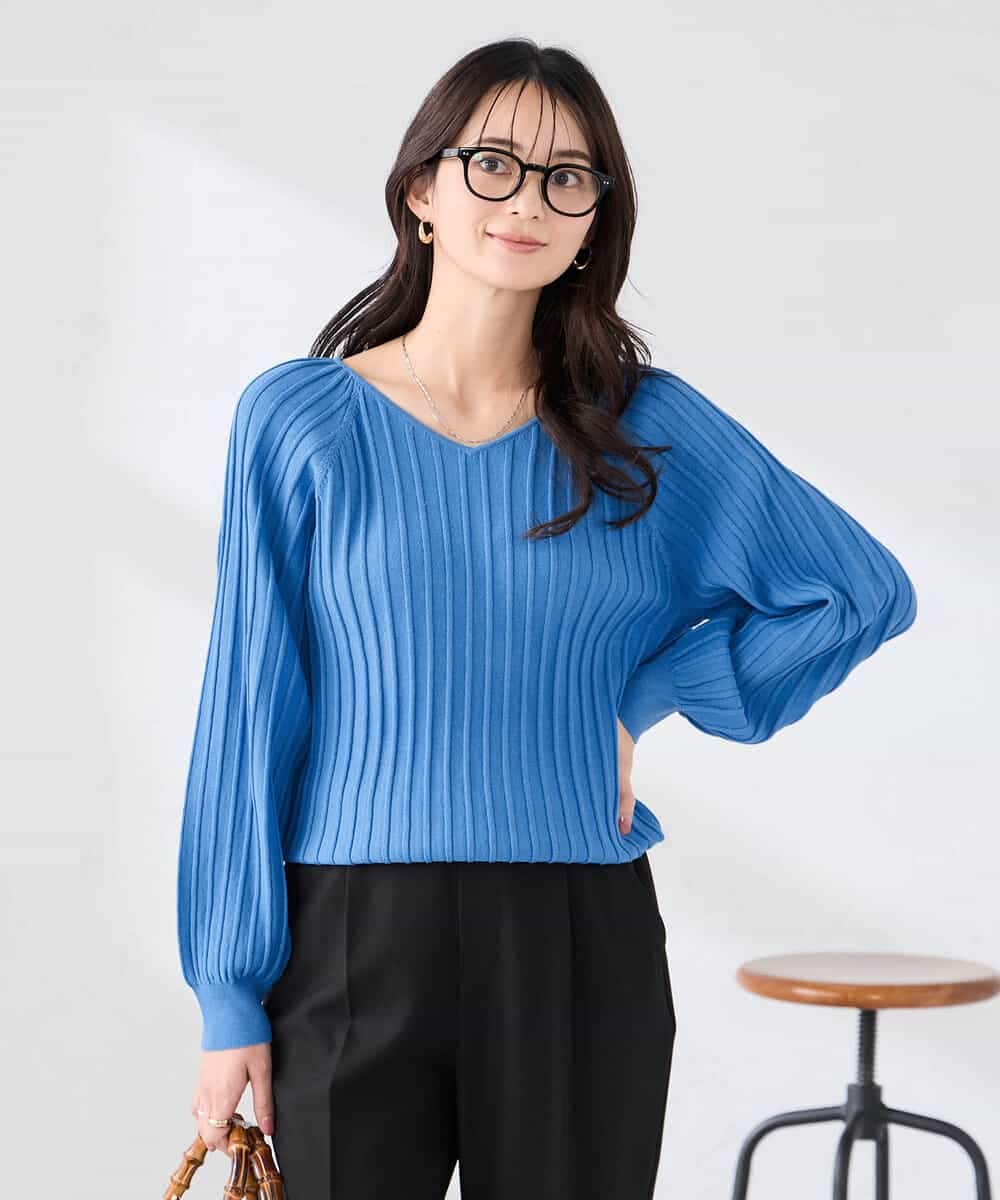 K2FED15044 a.v.v(アー・ヴェ・ヴェ) 【洗える/UVカット】プリーツライクニット ブルー