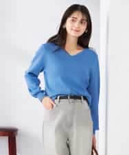 K2FED59039 a.v.v(アー・ヴェ・ヴェ) 【洗える/UVカット】Vネックパフスリーブニット ブルー