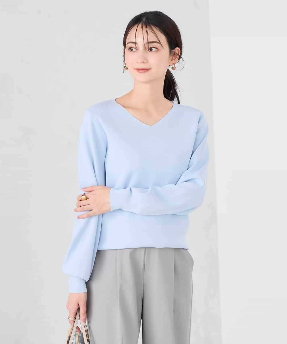 K2FED79039 a.v.v(アー・ヴェ・ヴェ) 【WEB限定/洗える/UVカット】Vネックパフスリーブニット ライトブルー