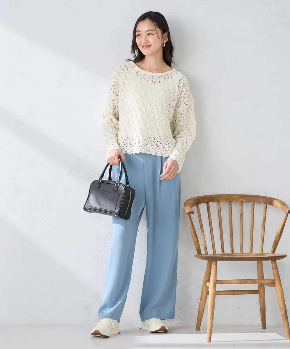 K2FFD06054 a.v.v(アー・ヴェ・ヴェ) 透かし編みニットプルオーバー アイボリー