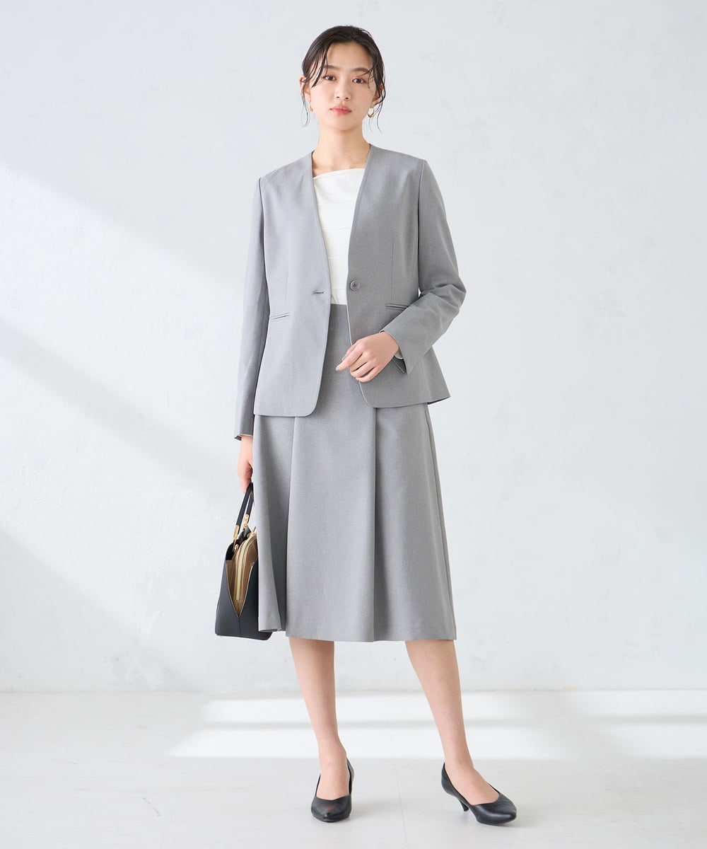 K2FFD17044 a.v.v(アー・ヴェ・ヴェ) 【雑誌InRed(宝島社)4月号掲載/洗える/UVカット】タックボーダースクエアニット ライトイエロー