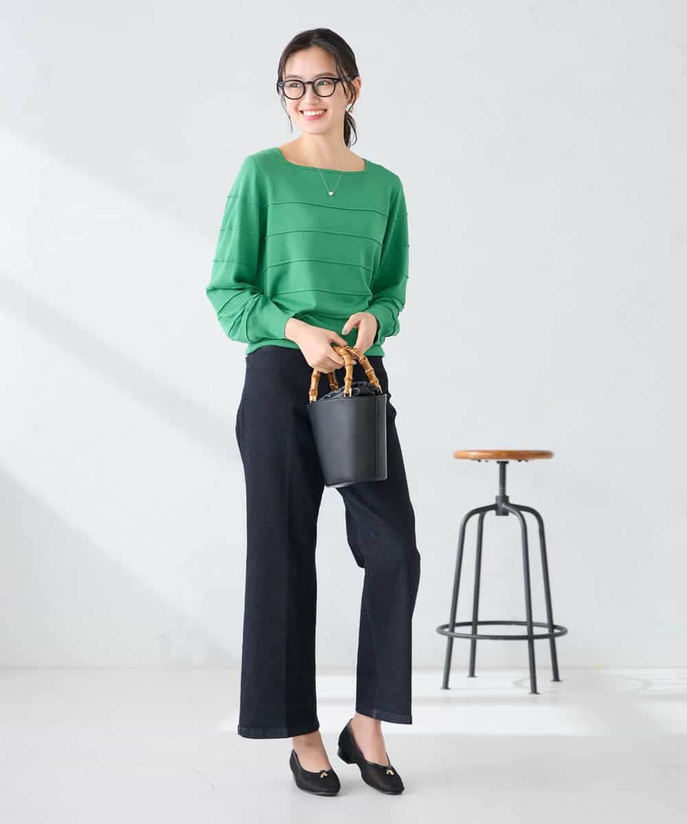 K2FFD17044 a.v.v(アー・ヴェ・ヴェ) 【雑誌InRed(宝島社)4月号掲載/洗える/UVカット】タックボーダースクエアニット ライトイエロー