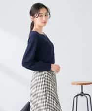 K2FFD17044 a.v.v(アー・ヴェ・ヴェ) 【雑誌InRed(宝島社)4月号掲載/洗える/UVカット】タックボーダースクエアニット ライトイエロー