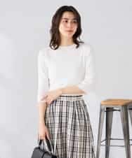 K2FGD29044 a.v.v(アー・ヴェ・ヴェ) 部分シアーフレア袖リブニット ホワイト