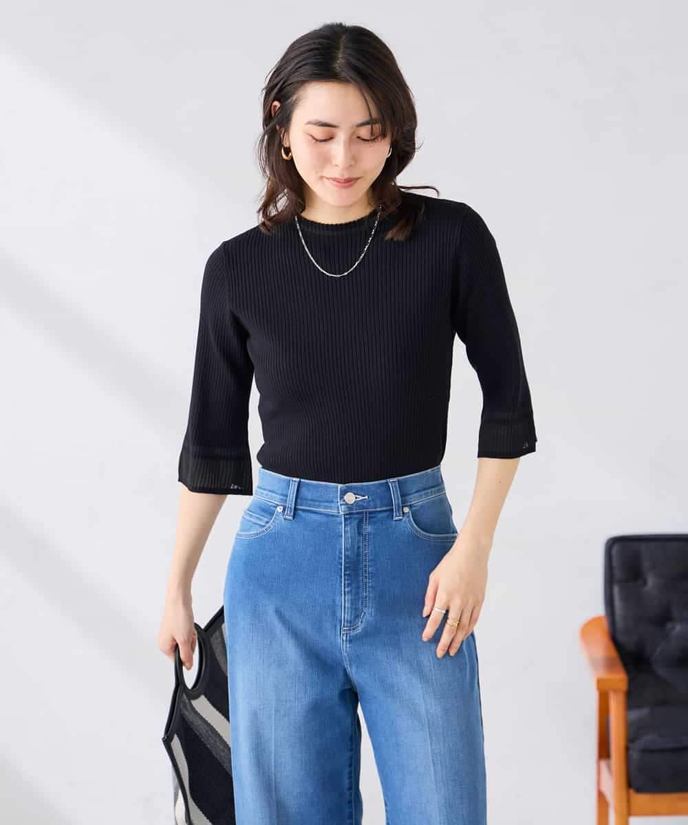 K2FGD29044 a.v.v(アー・ヴェ・ヴェ) 部分シアーフレア袖リブニット ホワイト