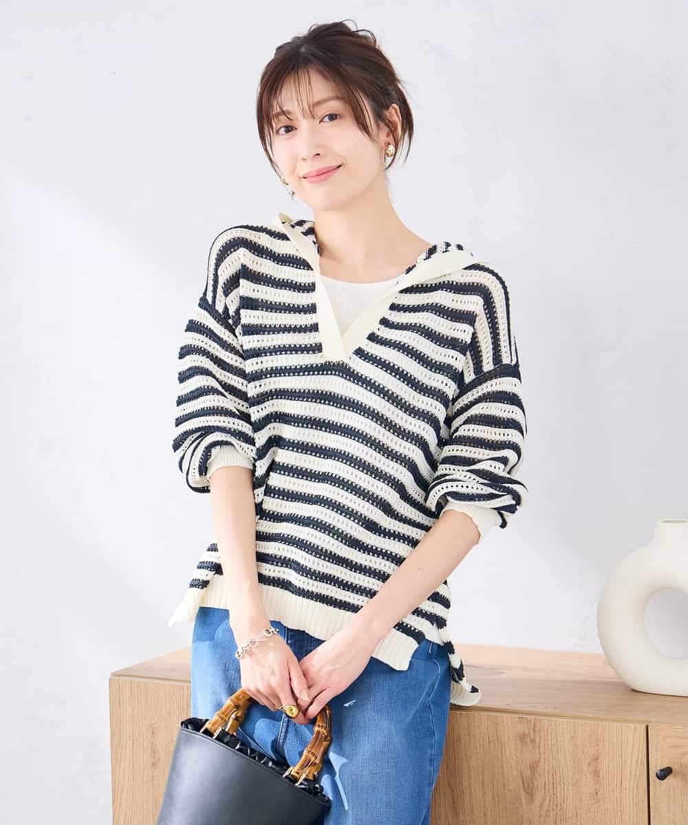 K2FGD31054 a.v.v(アー・ヴェ・ヴェ) メッシュフードニットプルオーバー レッド