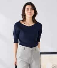 K2FGD36044 a.v.v(アー・ヴェ・ヴェ) Vネックデコルテニット ネイビー