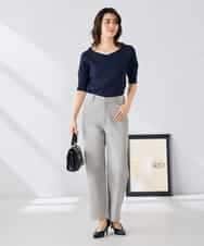 K2FGD36044 a.v.v(アー・ヴェ・ヴェ) Vネックデコルテニット ネイビー