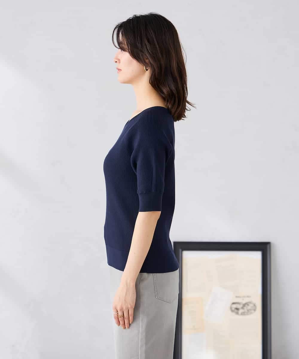 K2FGD36044 a.v.v(アー・ヴェ・ヴェ) Vネックデコルテニット ネイビー