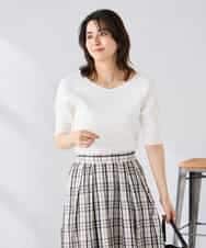 K2FGD36044 a.v.v(アー・ヴェ・ヴェ) Vネックデコルテニット アイボリー