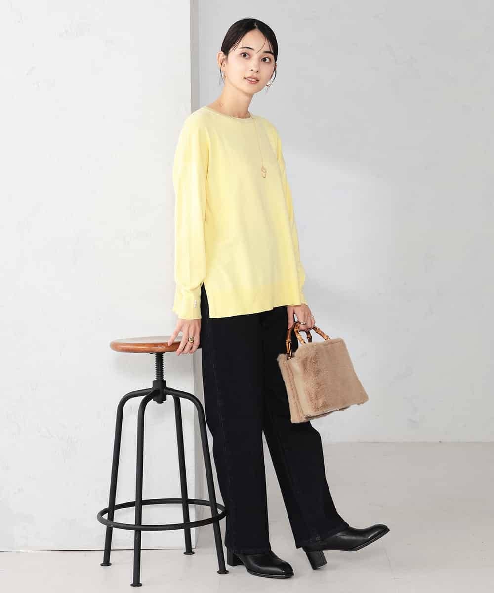 K2FJA06044 a.v.v(アー・ヴェ・ヴェ) 袖パール付きチュニックニット ライトイエロー