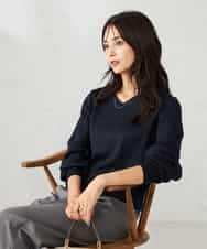 K2FKA49044 a.v.v(アー・ヴェ・ヴェ) 【洗える】ラメVネック美ラクるパフスリーブニット ライトブルー
