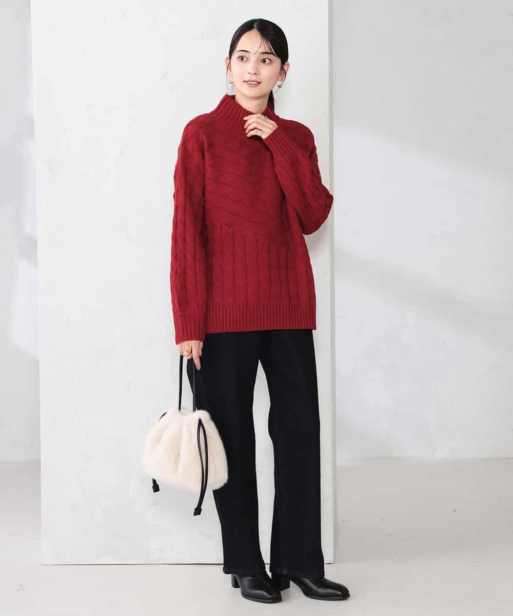 K2FKA55049 a.v.v(アー・ヴェ・ヴェ) ケーブル編みバイアスデザインニット レッド