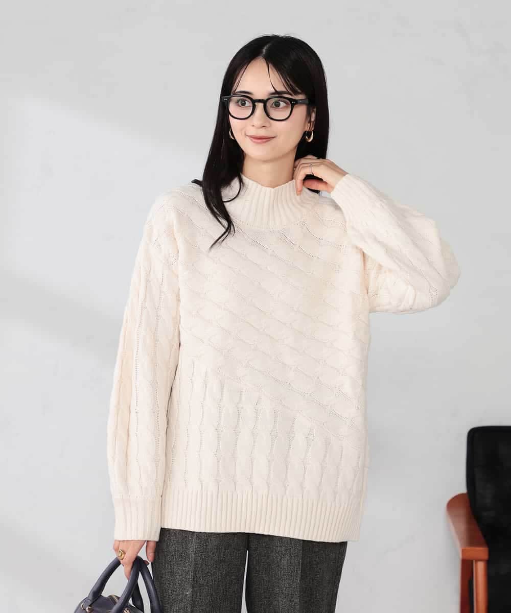 K2FKA55049 a.v.v(アー・ヴェ・ヴェ) ケーブル編みバイアスデザインニット レッド