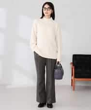 K2FKA55049 a.v.v(アー・ヴェ・ヴェ) ケーブル編みバイアスデザインニット レッド