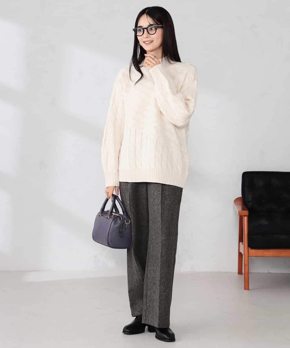 K2FKA55049 a.v.v(アー・ヴェ・ヴェ) ケーブル編みバイアスデザインニット レッド