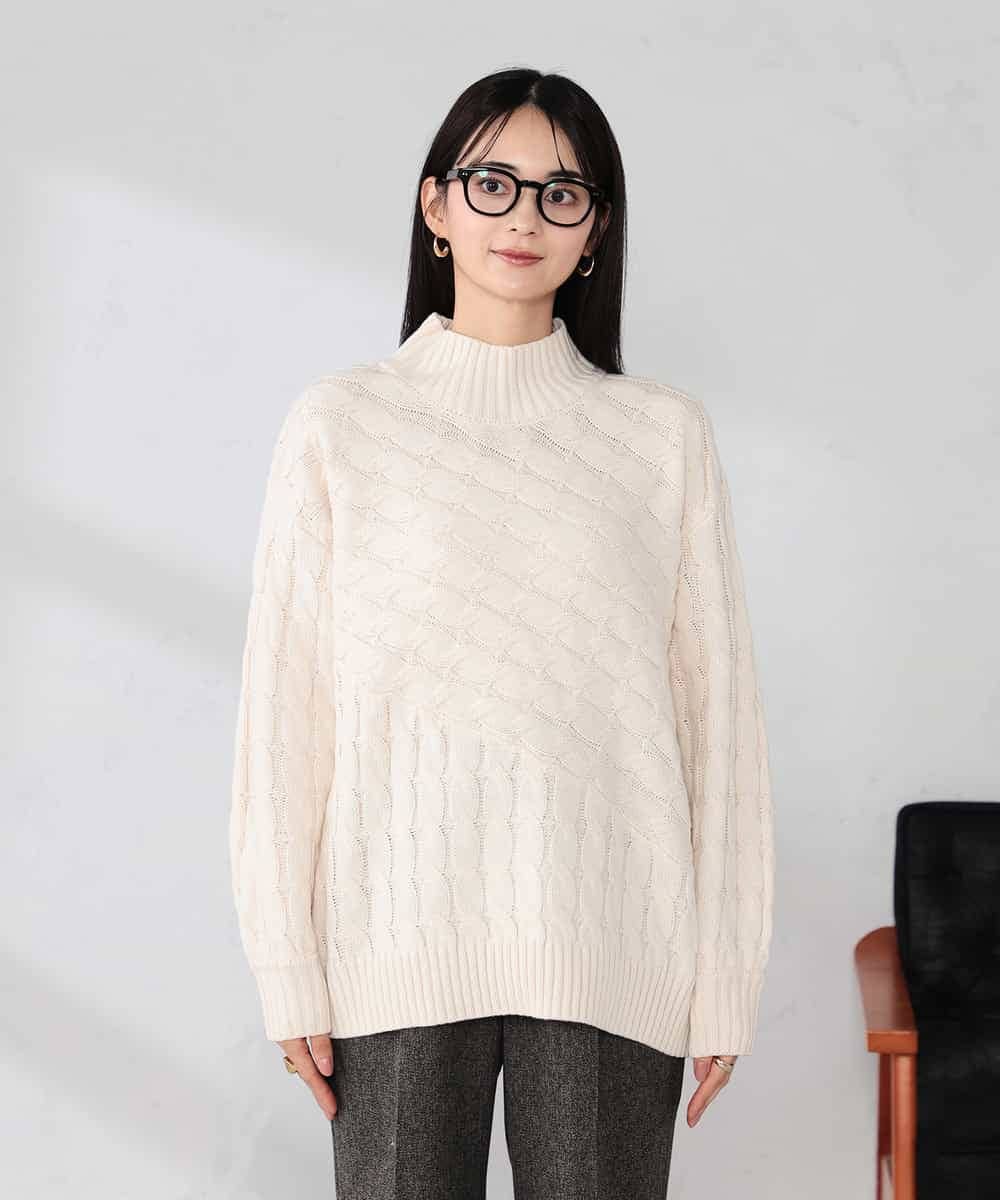 K2FKA55049 a.v.v(アー・ヴェ・ヴェ) ケーブル編みバイアスデザインニット レッド