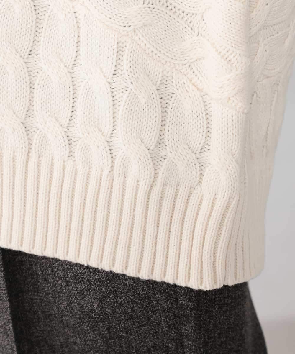 K2FKA55049 a.v.v(アー・ヴェ・ヴェ) ケーブル編みバイアスデザインニット レッド