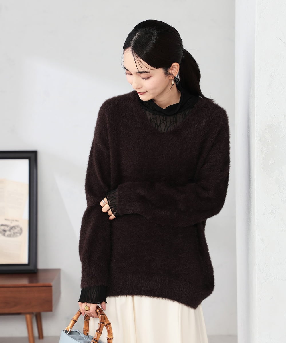 K2FLA21044 a.v.v(アー・ヴェ・ヴェ) フェザーヤーンVネックニット ラベンダー