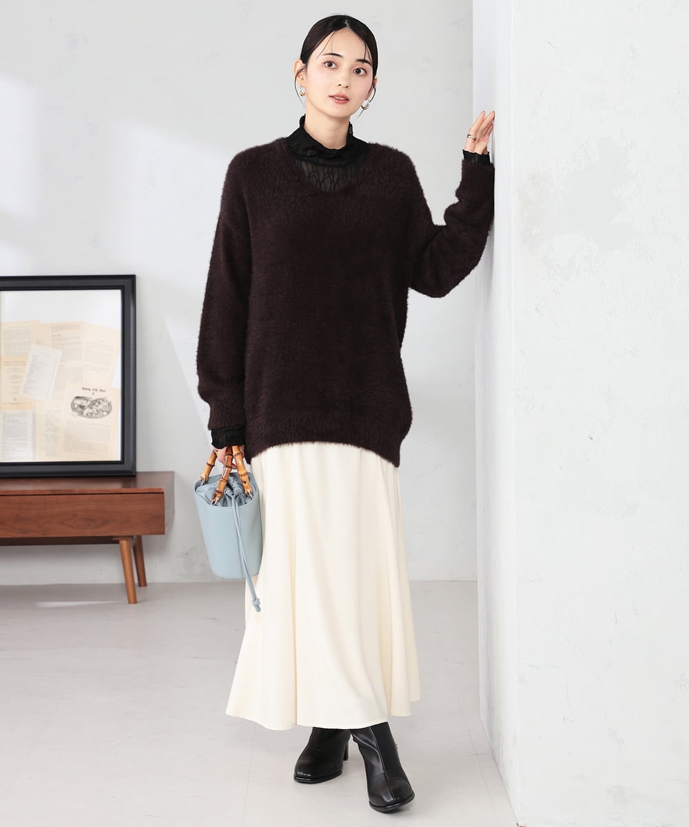 K2FLA21044 a.v.v(アー・ヴェ・ヴェ) フェザーヤーンVネックニット ラベンダー