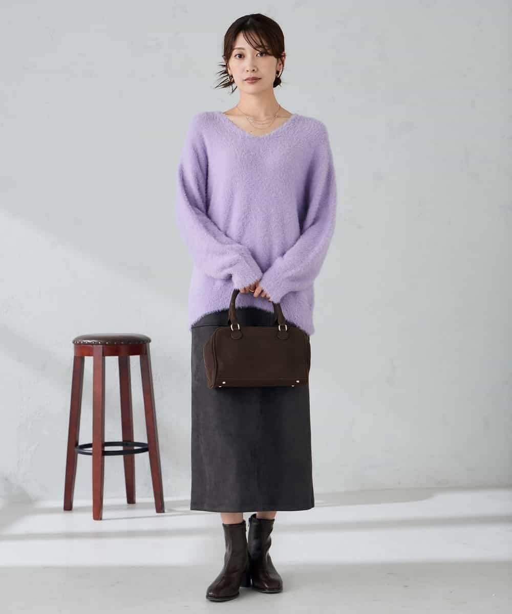 K2FLA21044 a.v.v(アー・ヴェ・ヴェ) フェザーヤーンVネックニット ラベンダー