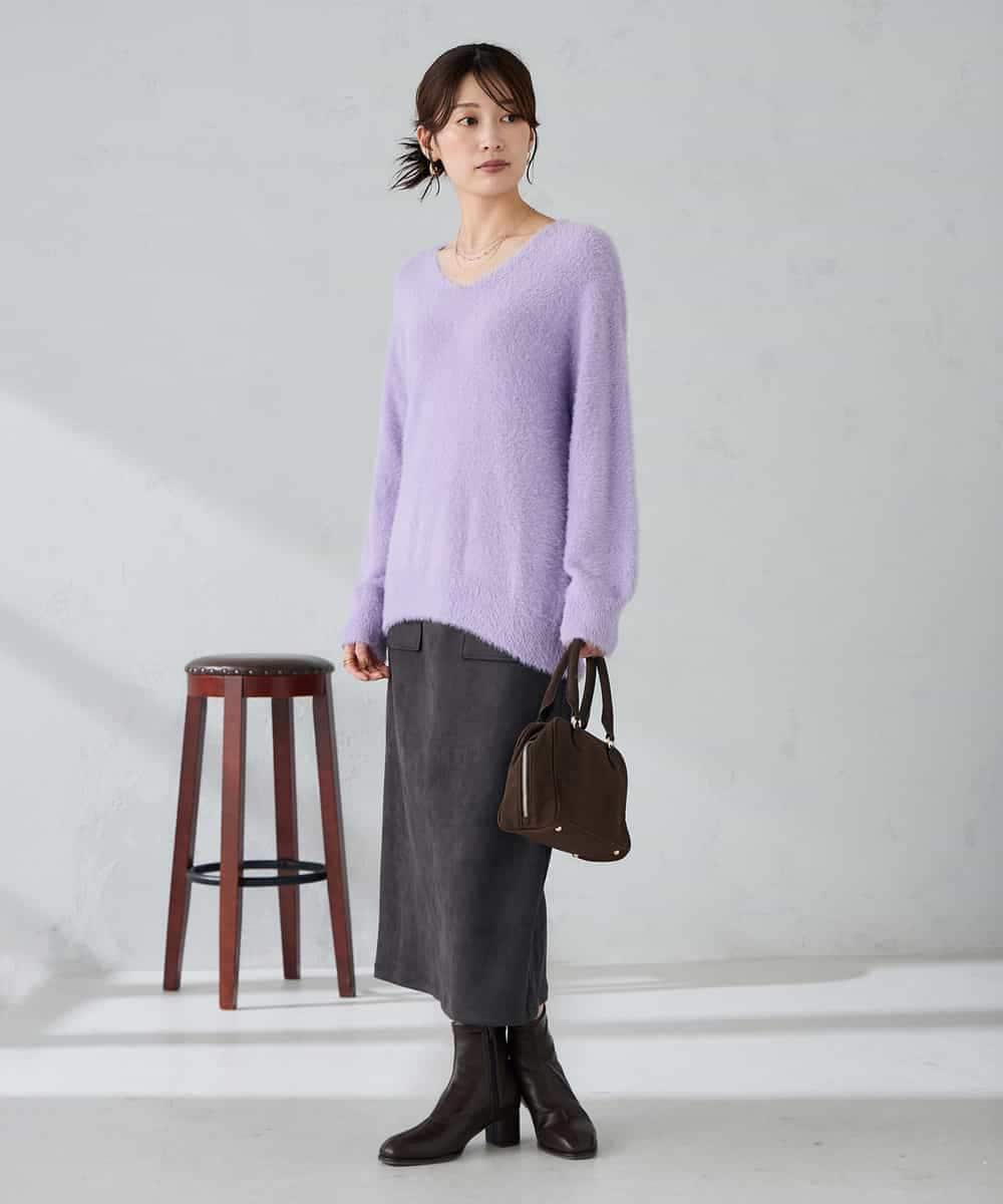 K2FLA21044 a.v.v(アー・ヴェ・ヴェ) フェザーヤーンVネックニット ラベンダー
