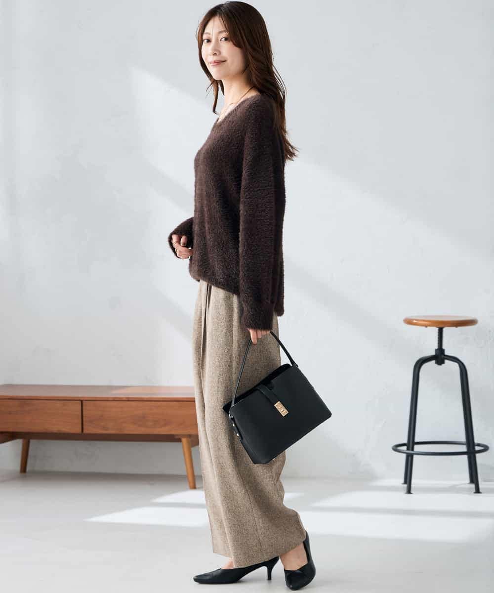 K2FLA21044 a.v.v(アー・ヴェ・ヴェ) フェザーヤーンVネックニット ラベンダー