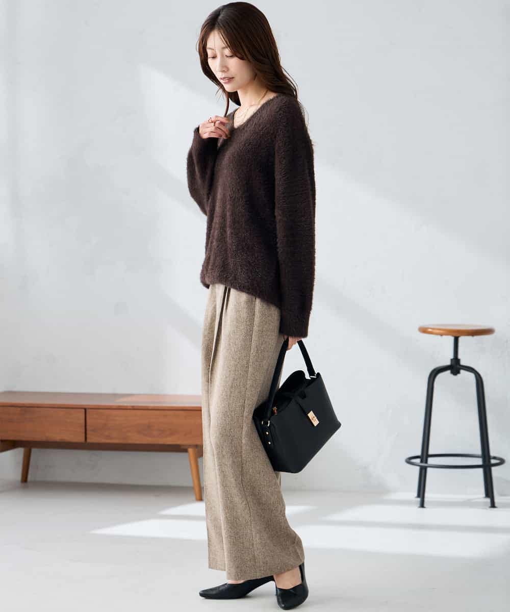 K2FLA21044 a.v.v(アー・ヴェ・ヴェ) フェザーヤーンVネックニット ラベンダー