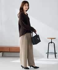 K2FLA21044 a.v.v(アー・ヴェ・ヴェ) フェザーヤーンVネックニット ラベンダー