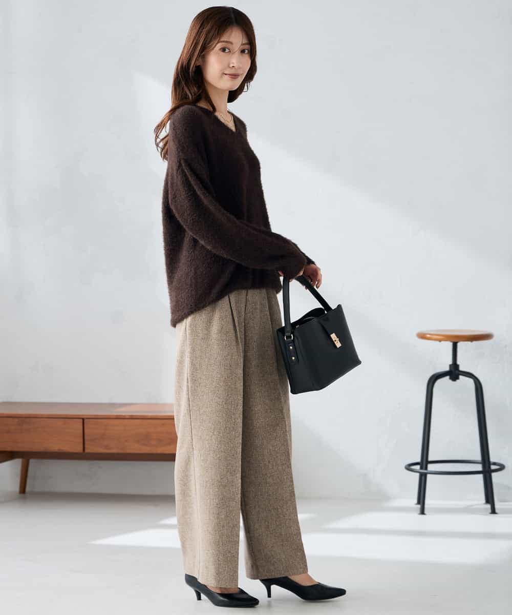 K2FLA21044 a.v.v(アー・ヴェ・ヴェ) フェザーヤーンVネックニット ラベンダー