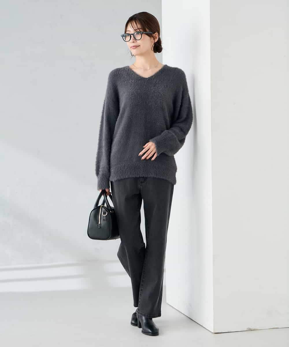 K2FLA21044 a.v.v(アー・ヴェ・ヴェ) フェザーヤーンVネックニット ラベンダー