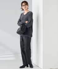 K2FLA21044 a.v.v(アー・ヴェ・ヴェ) フェザーヤーンVネックニット ラベンダー