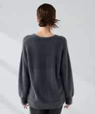 K2FLA21044 a.v.v(アー・ヴェ・ヴェ) フェザーヤーンVネックニット ラベンダー