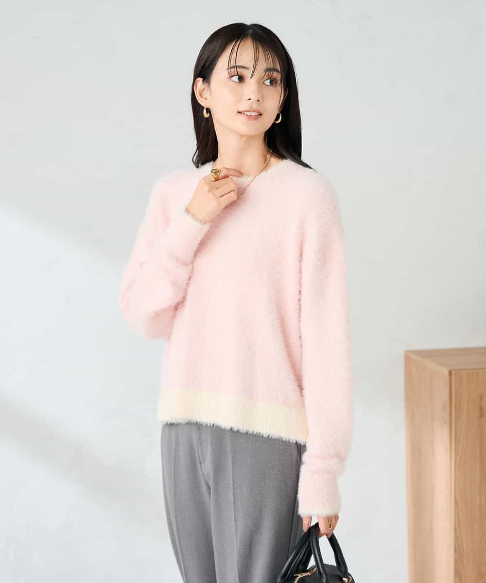 K2FLA32049 a.v.v(アー・ヴェ・ヴェ) フェザーヤーンバイカラーニット ピンク