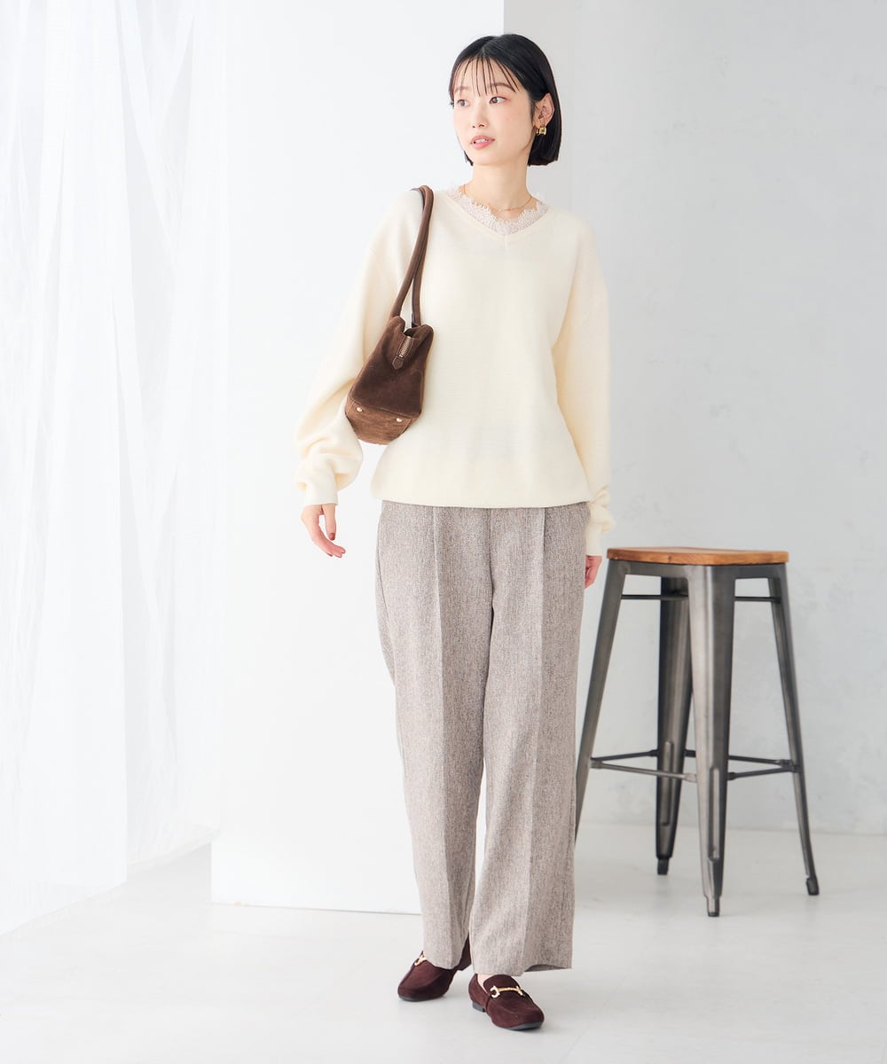 K2FLD22059 a.v.v(アー・ヴェ・ヴェ) レースネック ニット アイボリー